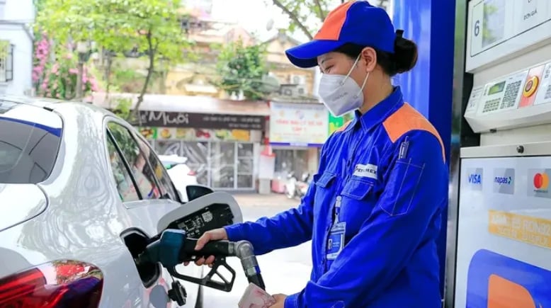 ngay,244,gia,xang,dau,trong,nuoc,chieu,nay,duoc,du,bao,co,the,dao,chieu,tang,manh,20250424061117,145243,17050731.jpg