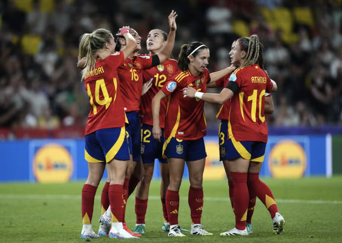 Tây Ban Nha thắng đậm láng giềng Bồ Đào Nha tại Euro Women 2025- Ảnh 4.