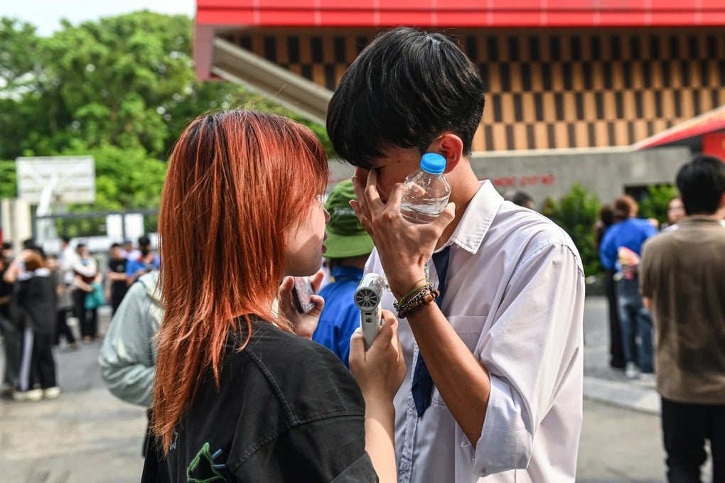 Thí sinh “đau đầu” chọn nguyện vọng vì đoán chắc điểm toán, tiếng Anh thấp - 2