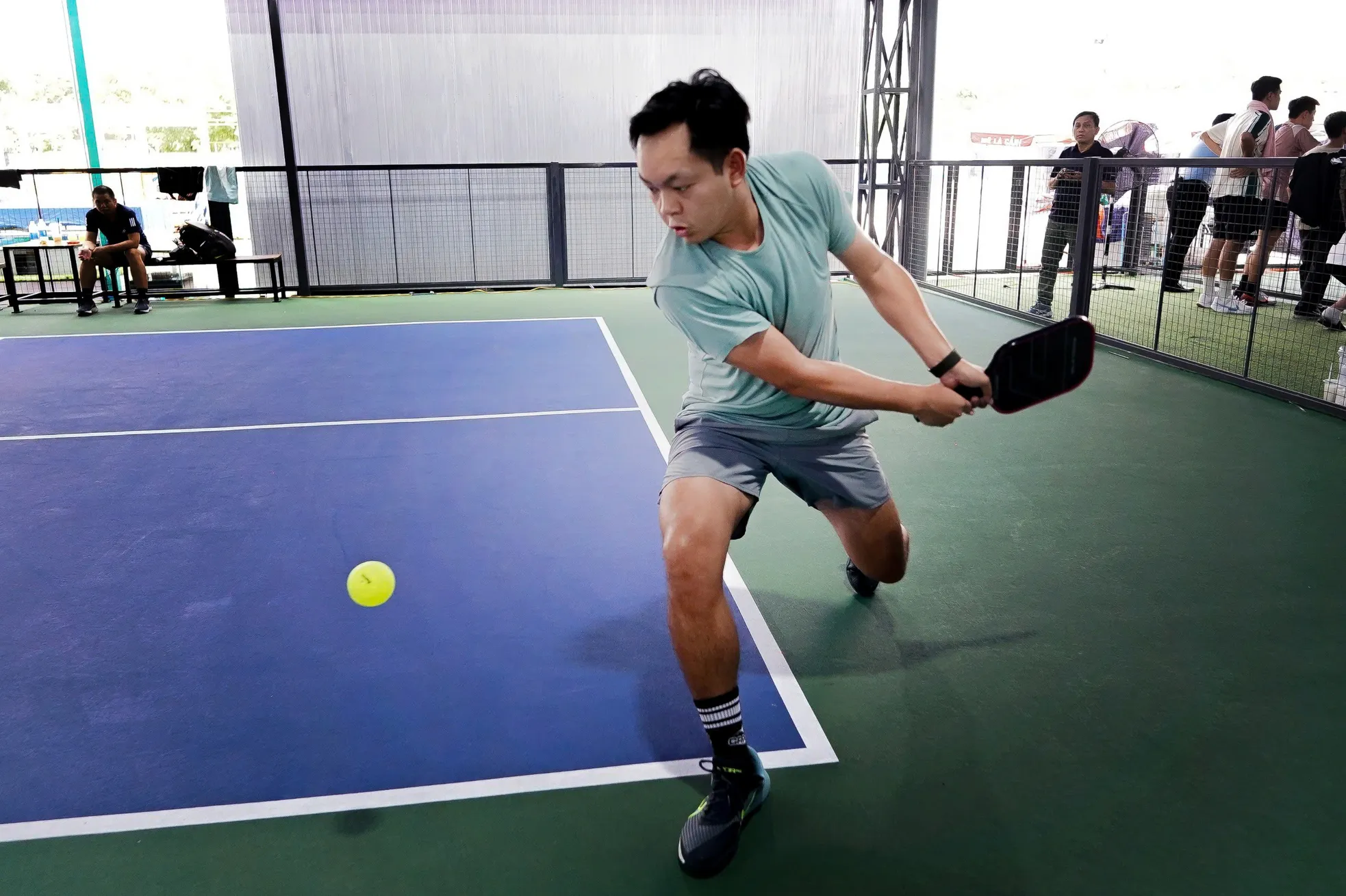 Những màn trình diễn đỉnh cao thổi bùng không khí sôi động ở Giải Pickleball Việt Nam 2025 ảnh 13