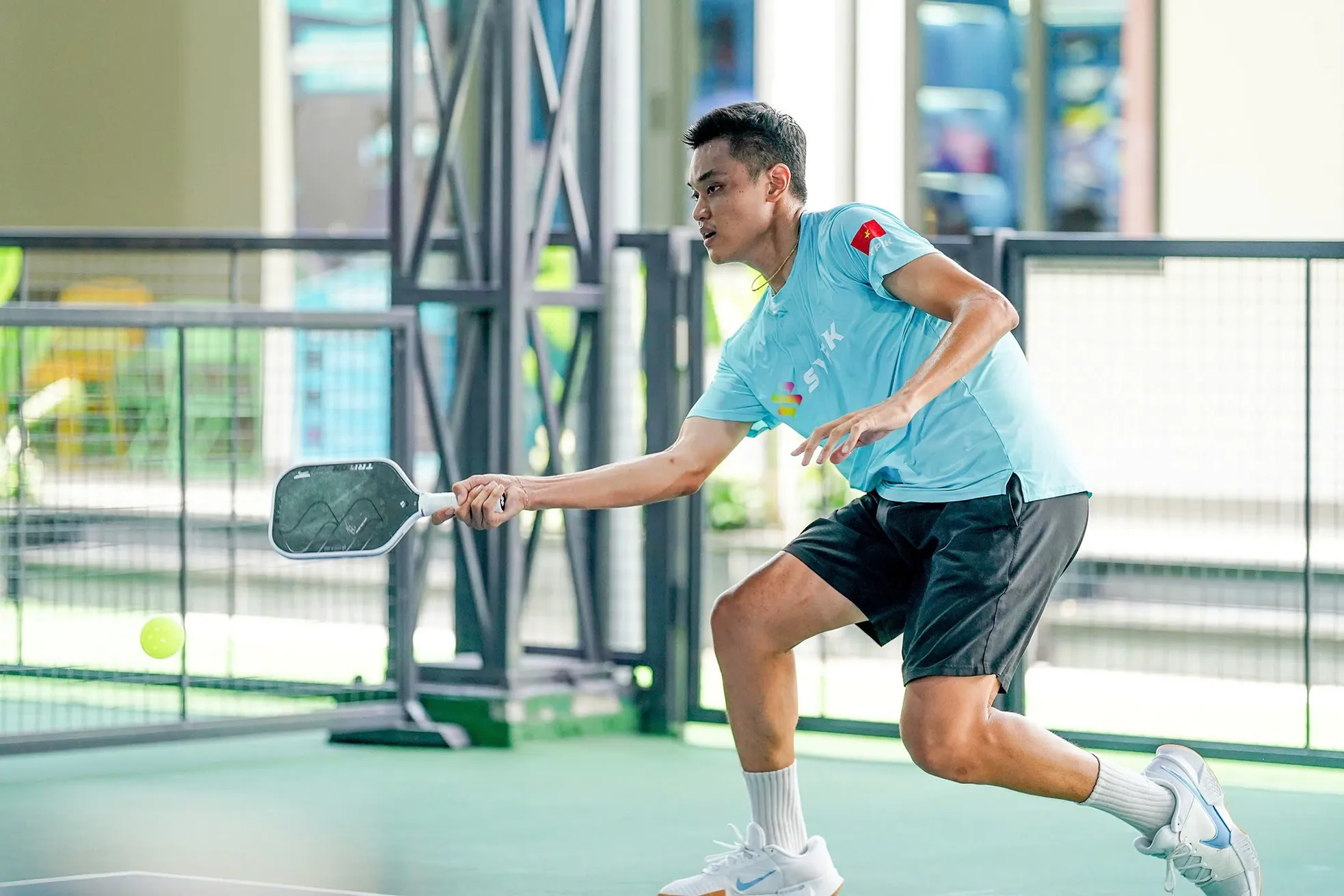 Những khoảnh khắc ấn tượng trong ngày đầu tranh tài của Giải Vô địch Pickleball Việt Nam 2025 ảnh 6