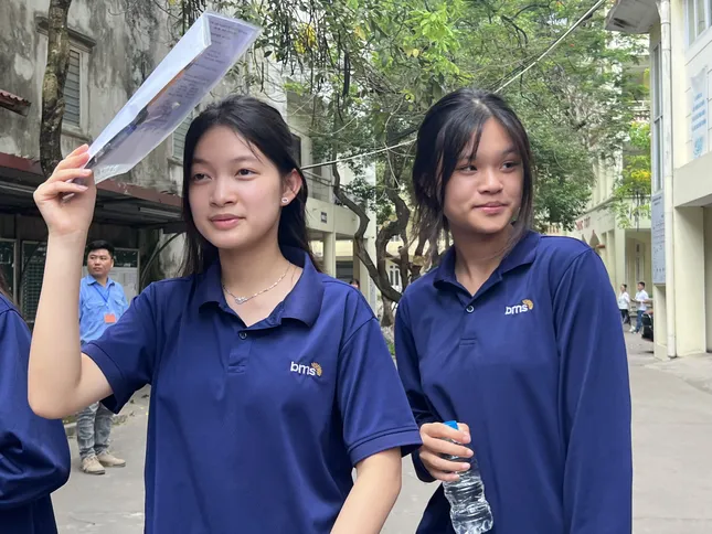 Lộ diện thủ khoa lớp 10 Hà Nội với mức điểm ‘khủng’ ảnh 1