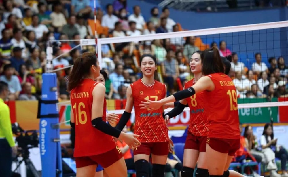 Đội tuyển bóng chuyền nữ Việt Nam vào bán kết VTV Ferroli Cup 2025 - ảnh 1