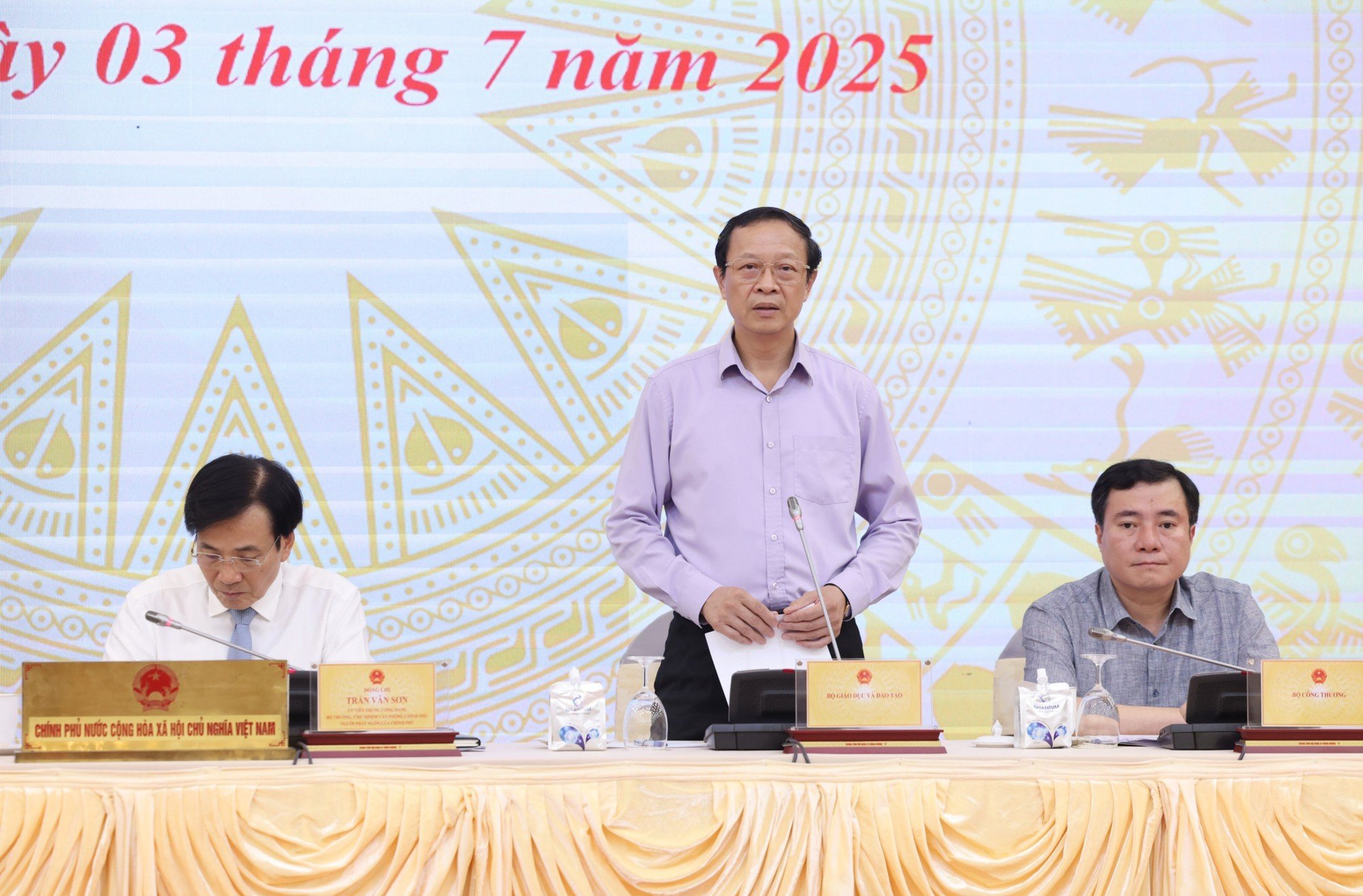 Thứ trưởng Bộ Giáo dục và Đào tạo Phạm Ngọc Thưởng thông tin về công tác đào tạo, chuẩn bị nhân sự cho lĩnh vực công nghệ cao