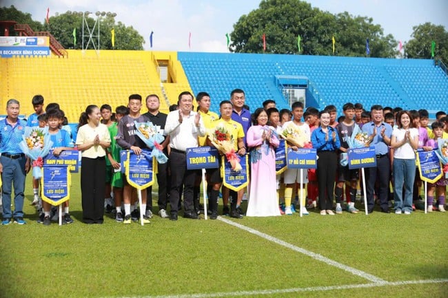 Khởi tranh Vòng chung kết Giải Bóng đá thiếu niên U13 toàn quốc Yamaha Cup 2025 - Ảnh 2.