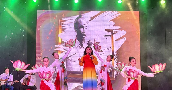 Hội thi Tiếng hát người làm báo 2022 Âm vang vọng cổ
