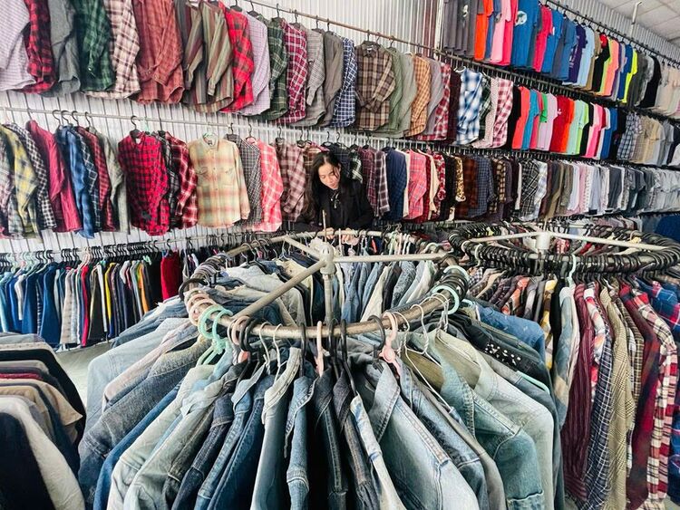 Go to the market… “second hand”
