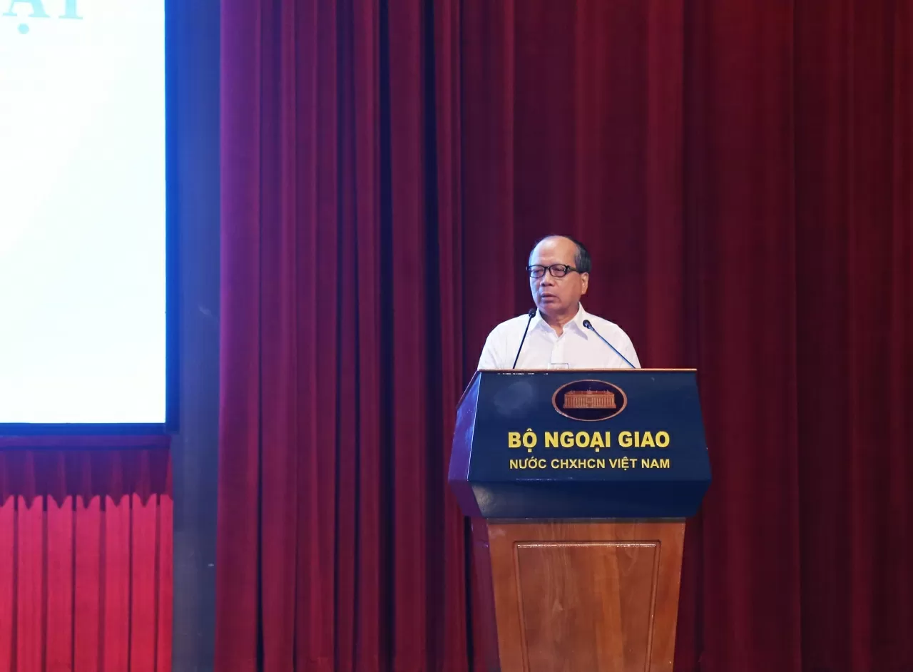 Nguyễn Tiến Ngọc, Trưởng Ban Liên lạc hưu trí Ban Đối ngoại Trung ương, đại diện cán bộ hưu trí Ban Đối ngoại Trung ương phát biểu. (Ảnh: Thành Long)