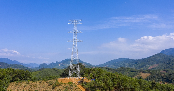 Dự án Đường dây 500kV Lào Cai - Vĩnh Yên: Hoàn thành kéo dây những khoảng néo đầu tiên