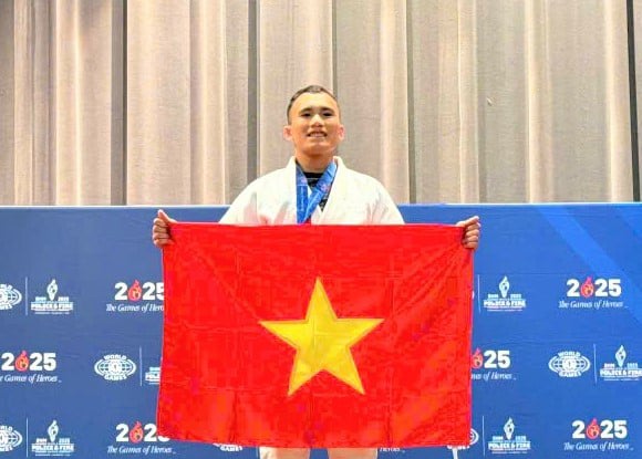 Một Hạ sĩ Công an TP Cần Thơ giành 2 Huy chương Vàng tại Đại hội Thể thao Cảnh sát và Cứu hỏa thế giới năm 2025 -0