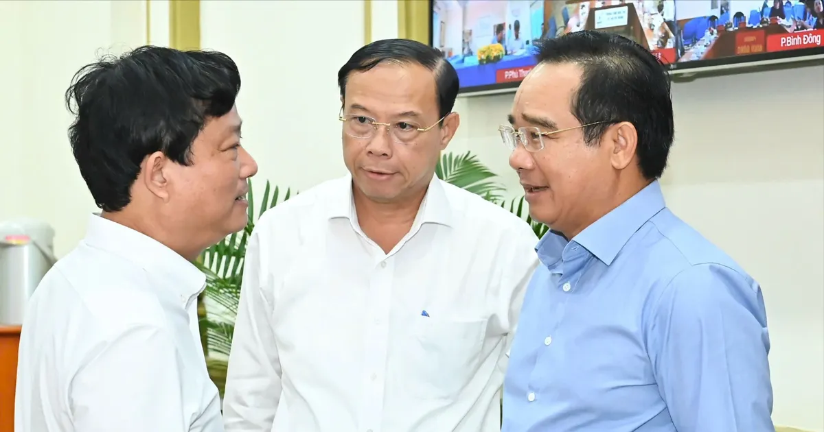 ទីក្រុងហូជីមិញ ពិភាក្សាជាមួយរដ្ឋាភិបាលមូលដ្ឋាន 2 កម្រិត បន្ទាប់ពីប្រតិបត្តិការរយៈពេល 3 ថ្ងៃ។