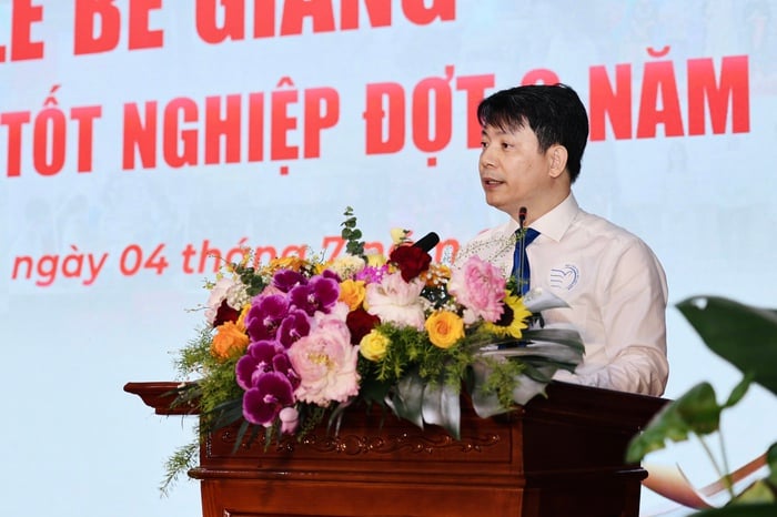 Học viện Phụ nữ Việt Nam trao bằng tốt nghiệp đợt 2 năm 2025 cho hơn 500 học viên, sinh viên- Ảnh 3.