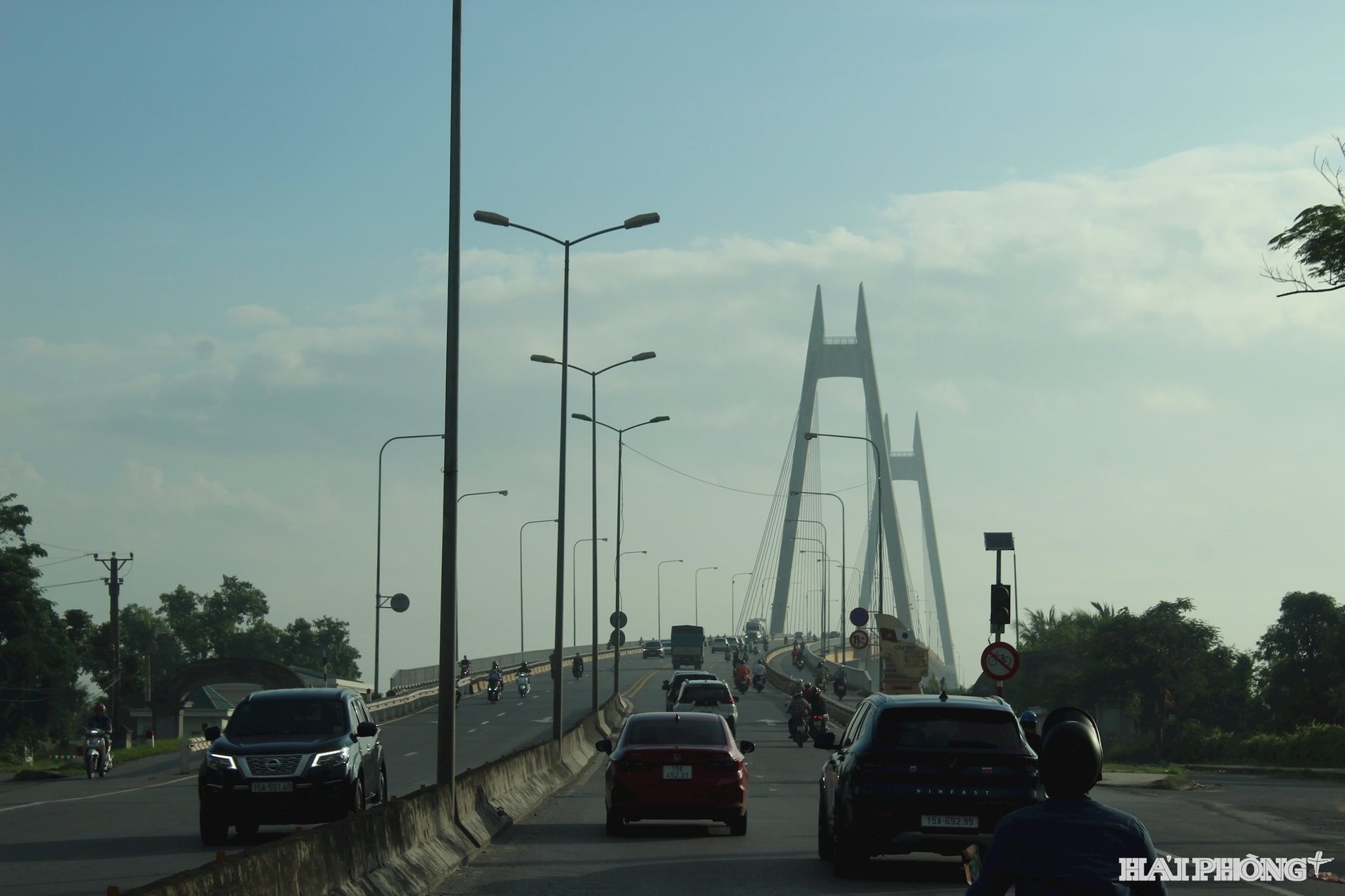 hoang-van-thu.jpg