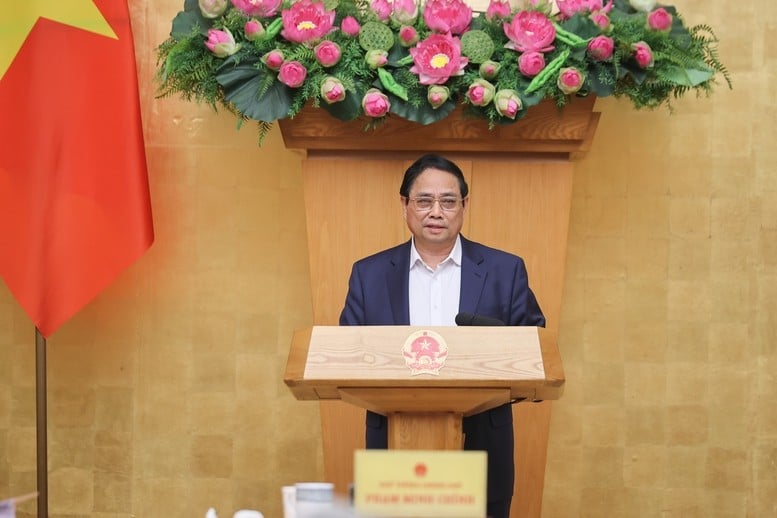 Thủ tướng yêu cầu kiên định mục tiêu, thực hiện "3 tăng tốc"