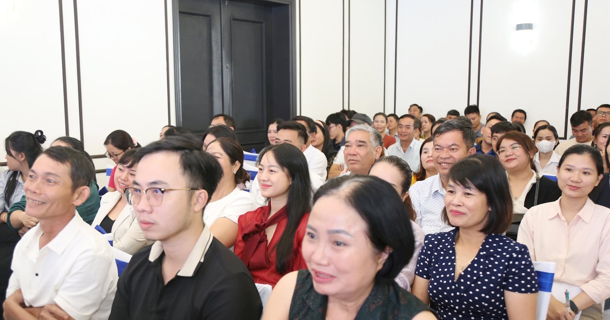 Vietinbank Đắk Nông phổ biến chính sách thuế cho 300 khách hàng
