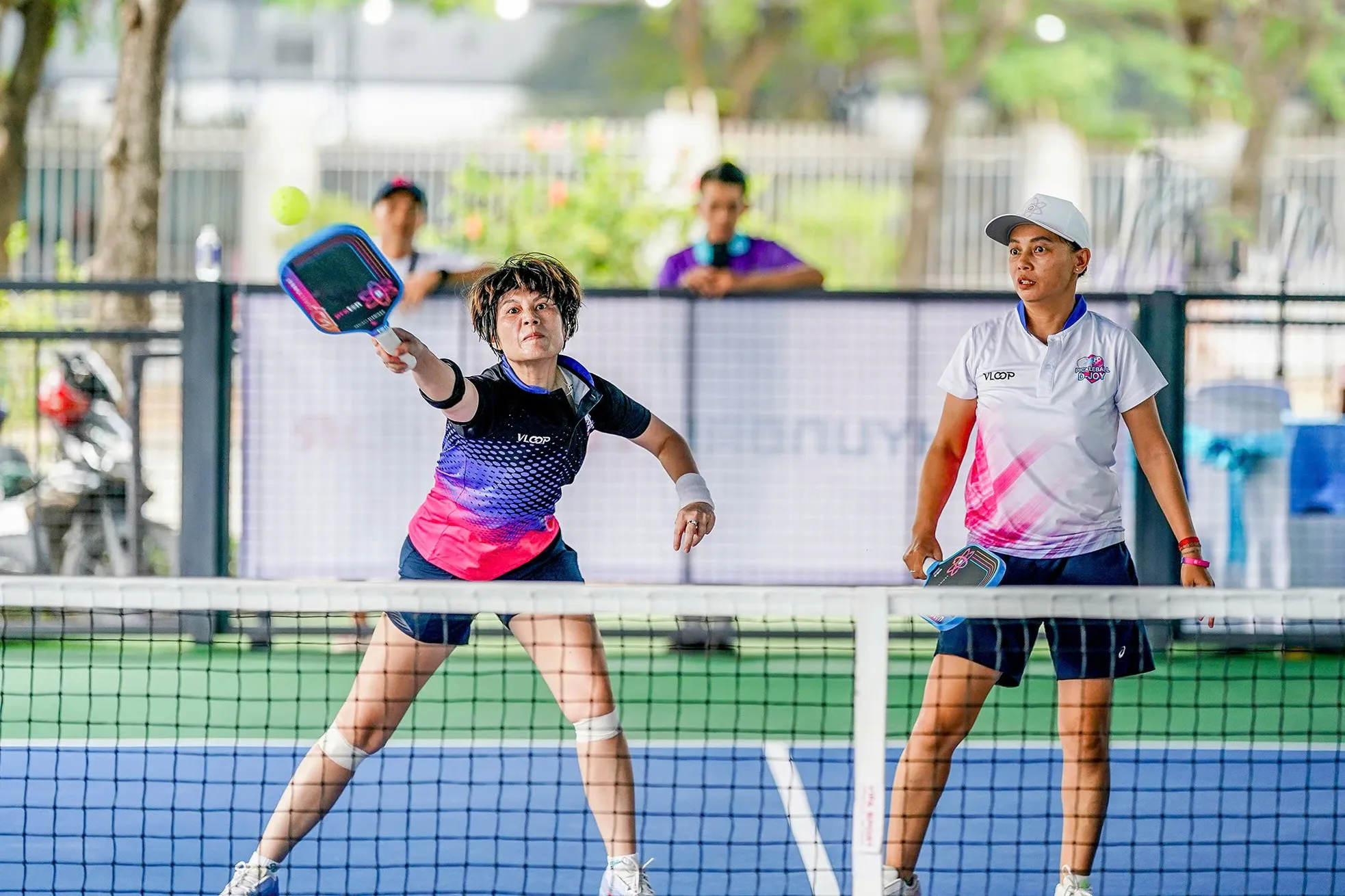 Những khoảnh khắc ấn tượng trong ngày đầu tranh tài của Giải Vô địch Pickleball Việt Nam 2025 ảnh 13