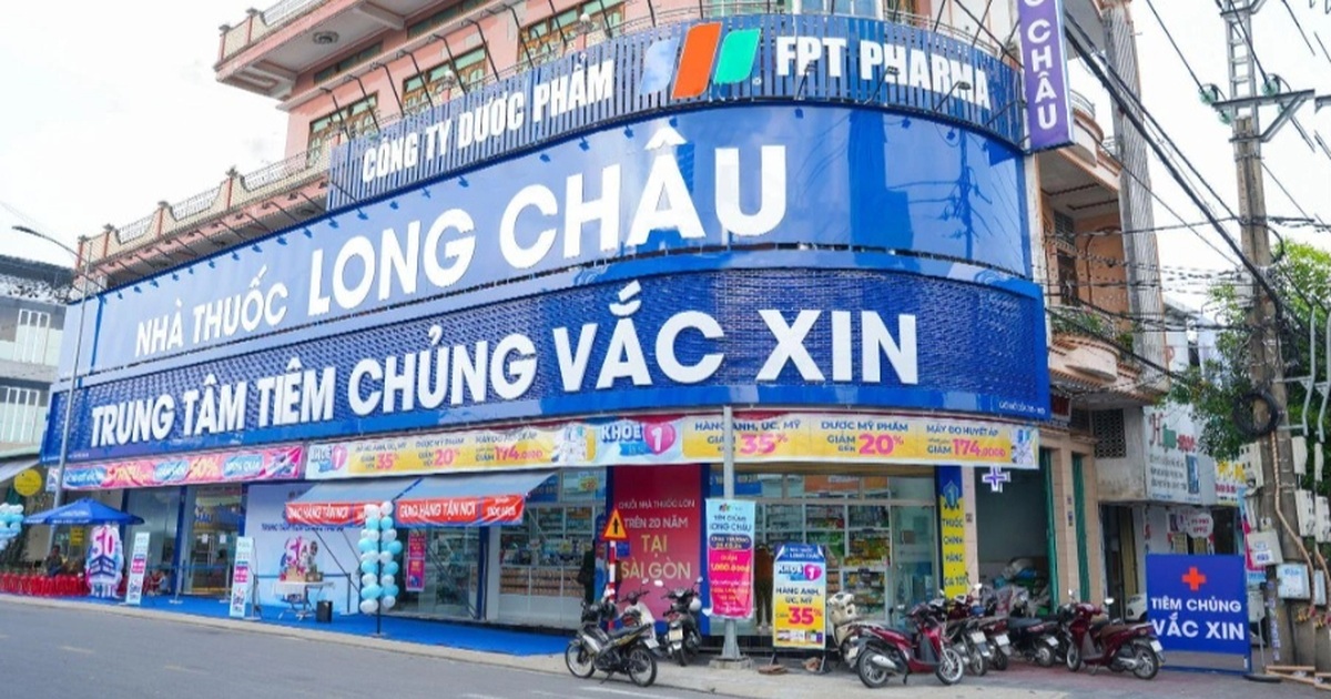 Long Châu hợp tác OMRON mang thiết bị tầm soát huyết áp, điện tim đến người Việt