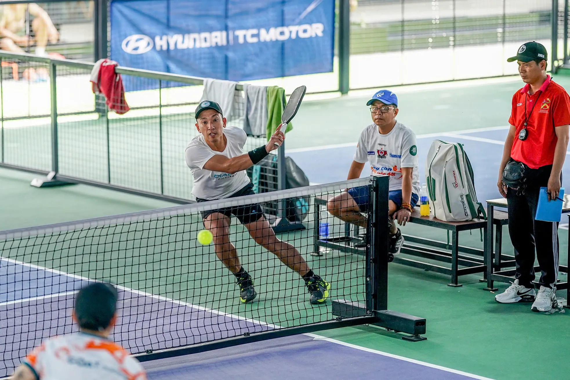Những màn trình diễn đỉnh cao thổi bùng không khí sôi động ở Giải Pickleball Việt Nam 2025 ảnh 5