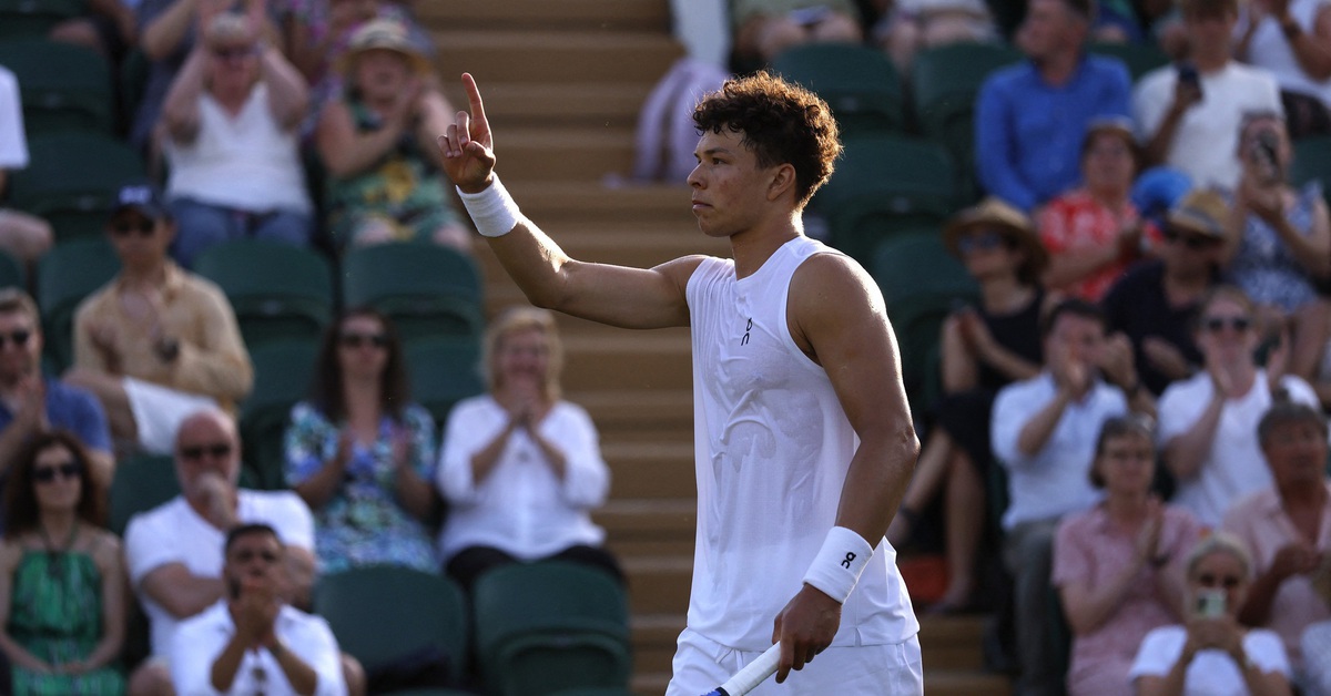Wimbledon បានរិះគន់ចំពោះការពន្យារពេលការប្រកួតនៅពេលដ៏សំខាន់