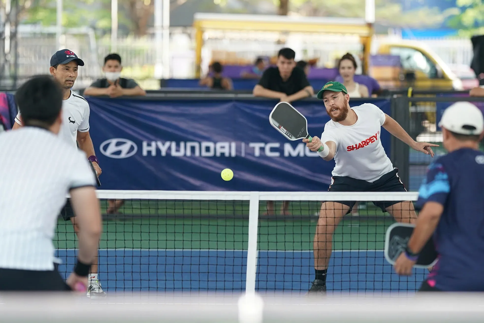 Những màn trình diễn đỉnh cao thổi bùng không khí sôi động ở Giải Pickleball Việt Nam 2025 ảnh 8