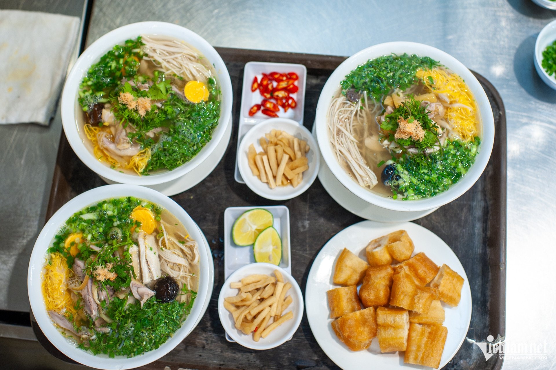 W-Bun_Thang_BaAm (11 of 41).jpg