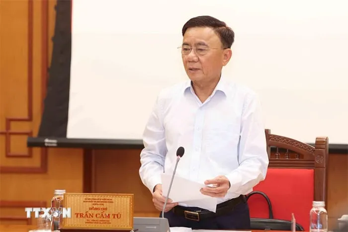 សមមិត្ត Tran Cam Tu សមាជិកការិយាល័យនយោបាយ សមាជិកអចិន្ត្រៃយ៍នៃលេខាធិការដ្ឋាន។ រូបថត៖ VNA
