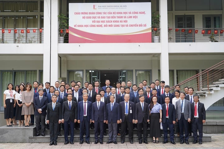 Từ phòng thí nghiệm đến kỳ lân công nghệ, giấc mơ mang tên Đại học Bách khoa Hà Nội - Ảnh 1.