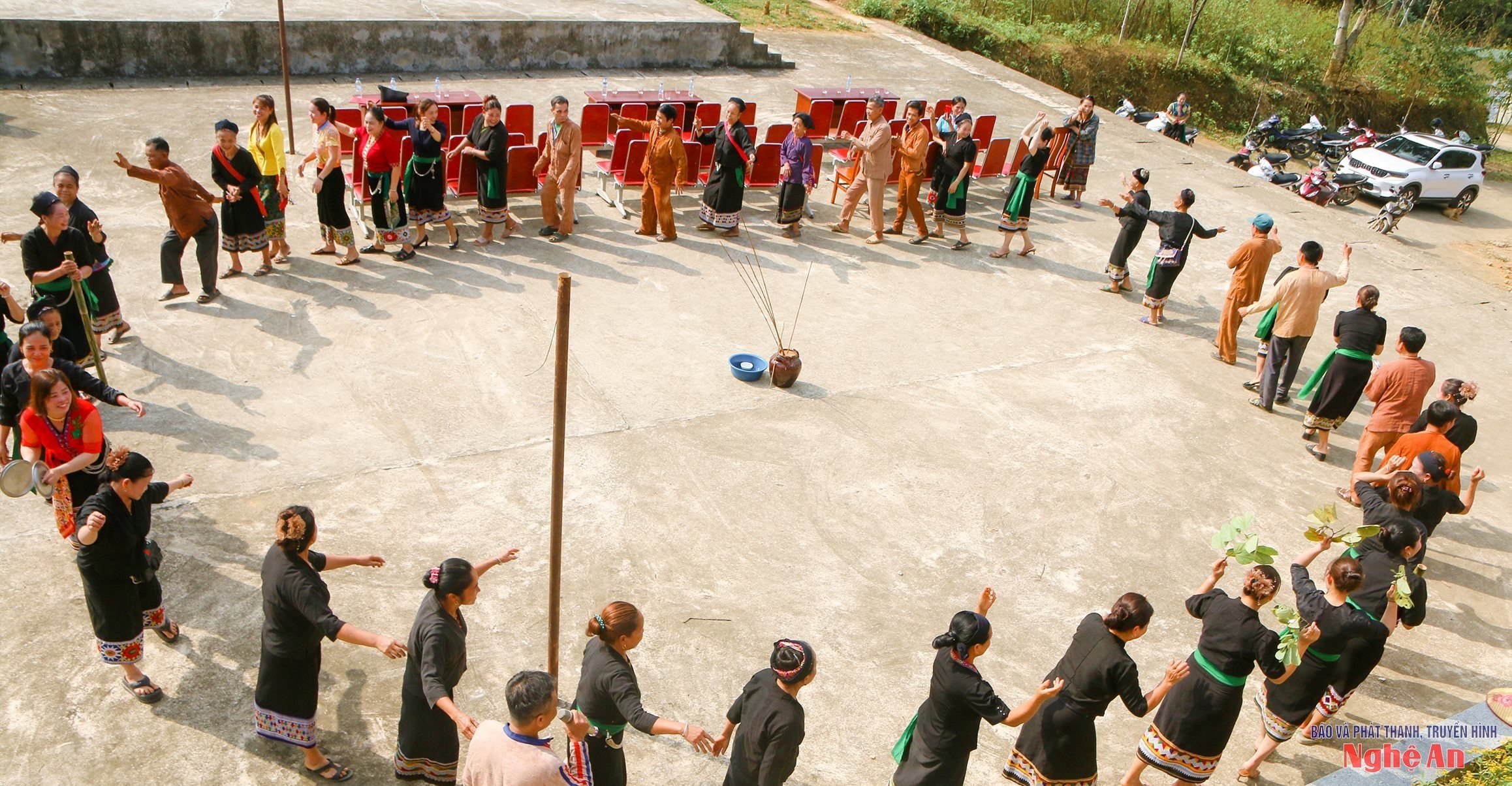ảnh đình tuân