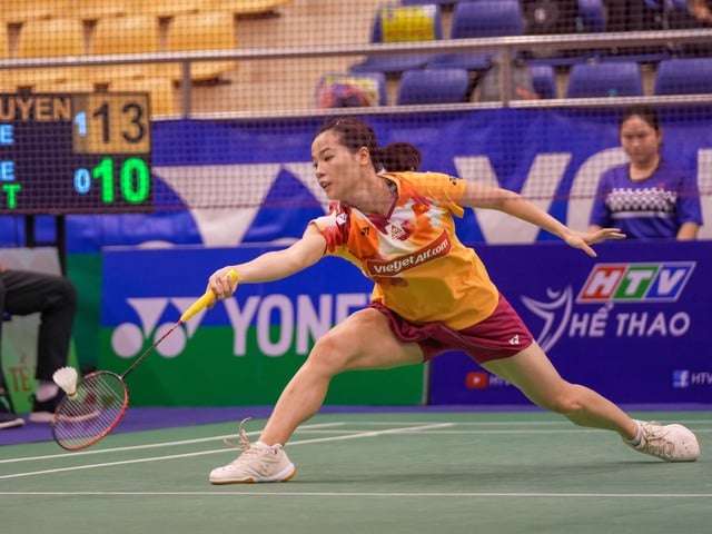Nguyễn Thùy Linh ngoạn mục vào bán kết giải cầu lông có tiền thưởng 6 tỉ đồng- Ảnh 1.