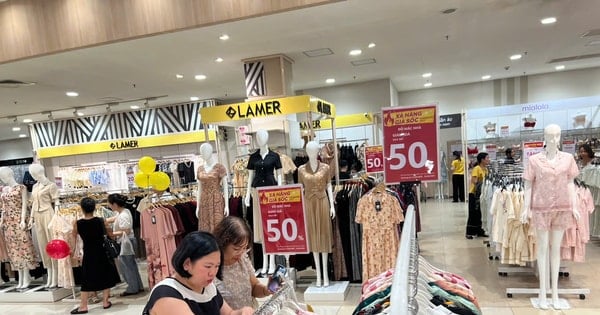 6 tháng đầu năm 2025, bán lẻ hàng hóa và doanh thu dịch vụ tiêu dùng tăng 9,3%