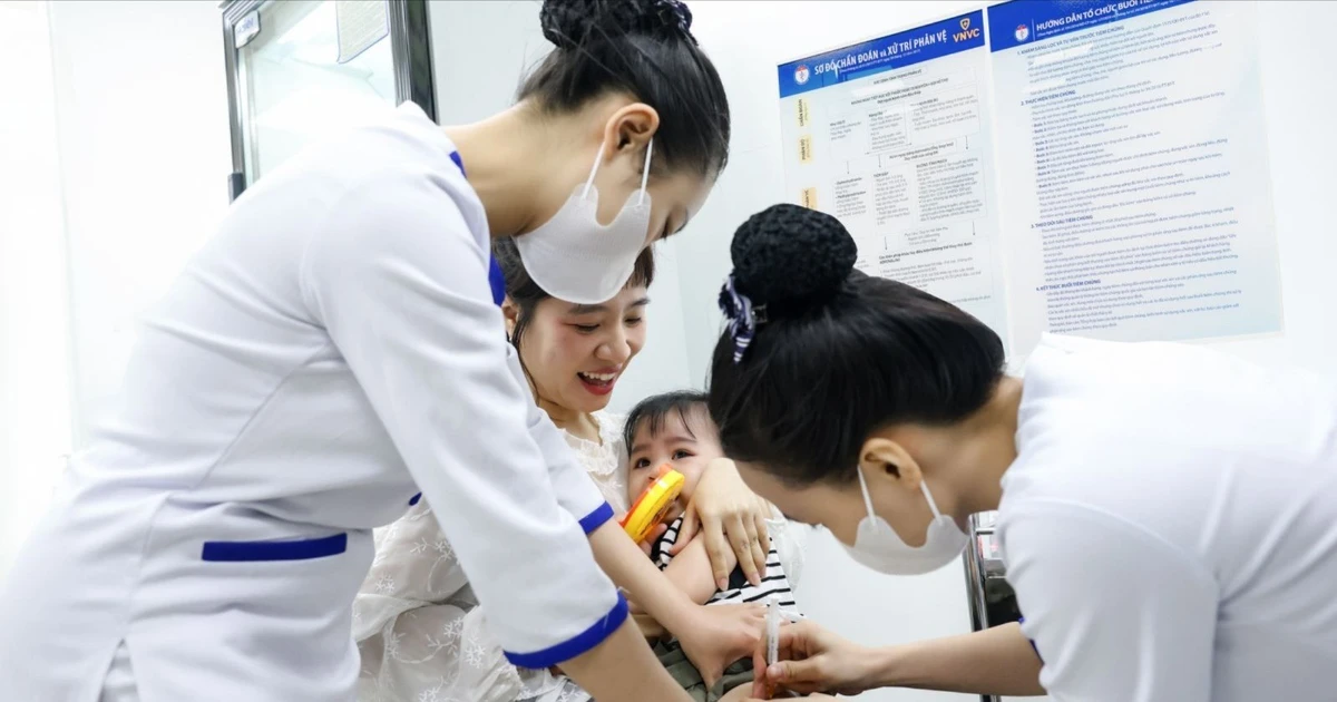 For the first time, Vietnam has a new generation of meningococcal vaccine with no age limit for vaccination.