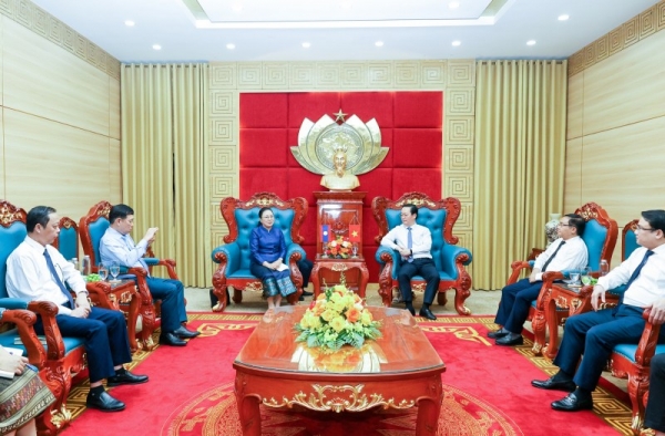 Việt Nam - Lào tăng cường hợp tác địa phương