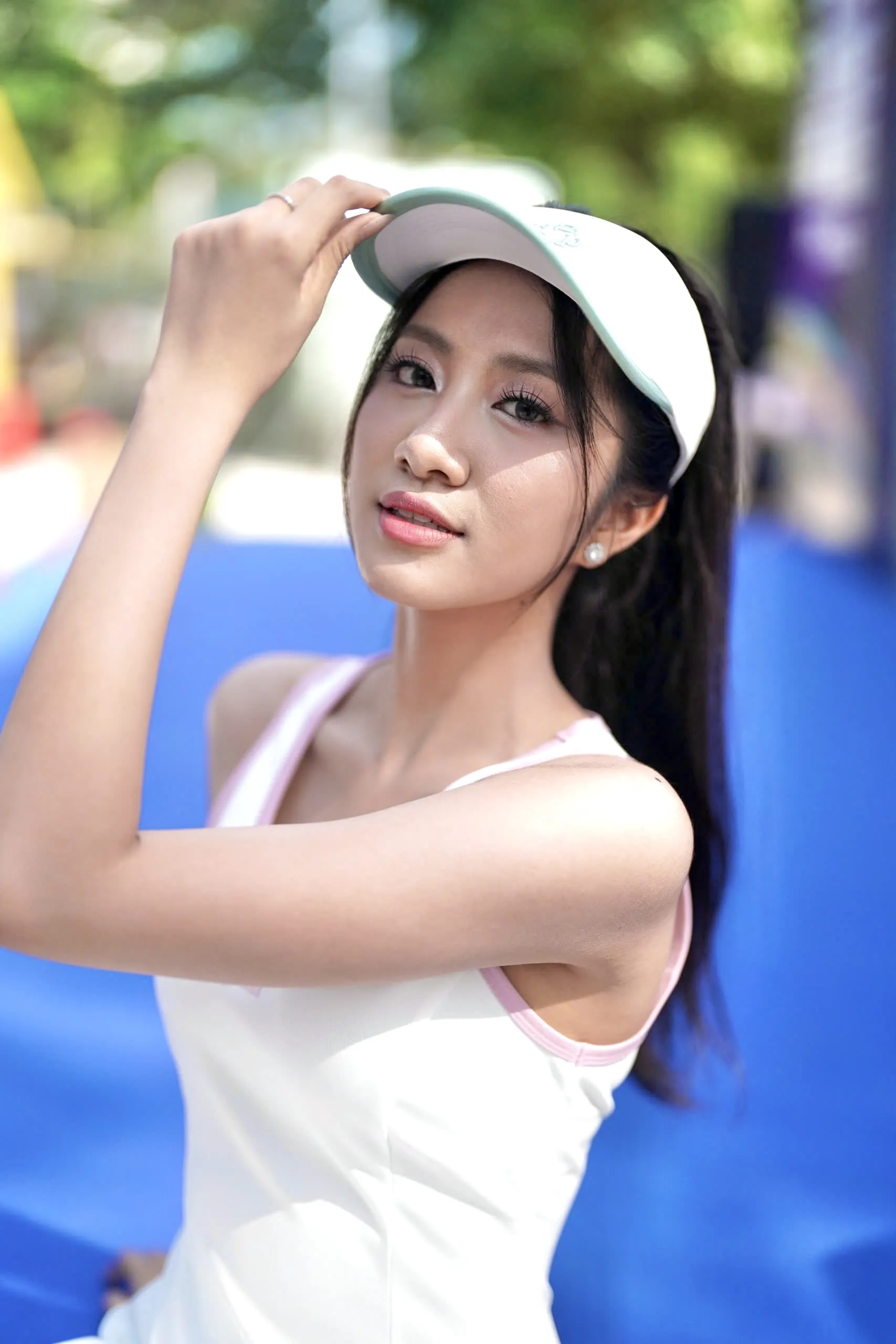 Cận nhan sắc Hoa hậu Hà Trúc Linh trên sân giải Vô địch Pickleball Việt Nam 2025 ảnh 2