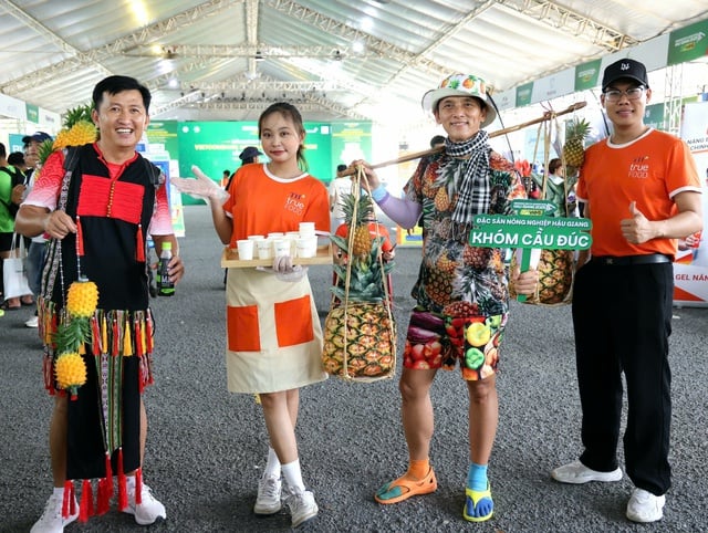 Những hình ảnh vui nhộn tại giải marathon quốc tế đầu tiên của TP Cần Thơ mới- Ảnh 6.