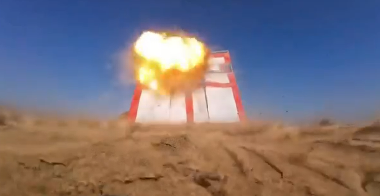 7-6690.png