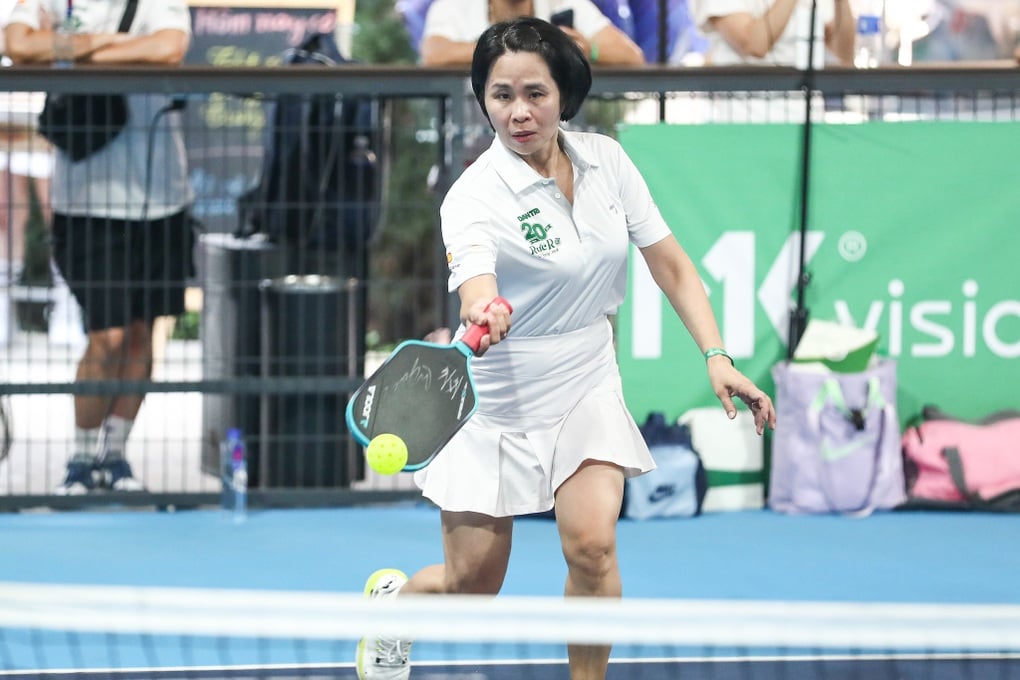 Kịch tính và hấp dẫn ngày thi đấu đầu tiên giải pickleball báo Dân trí - 7