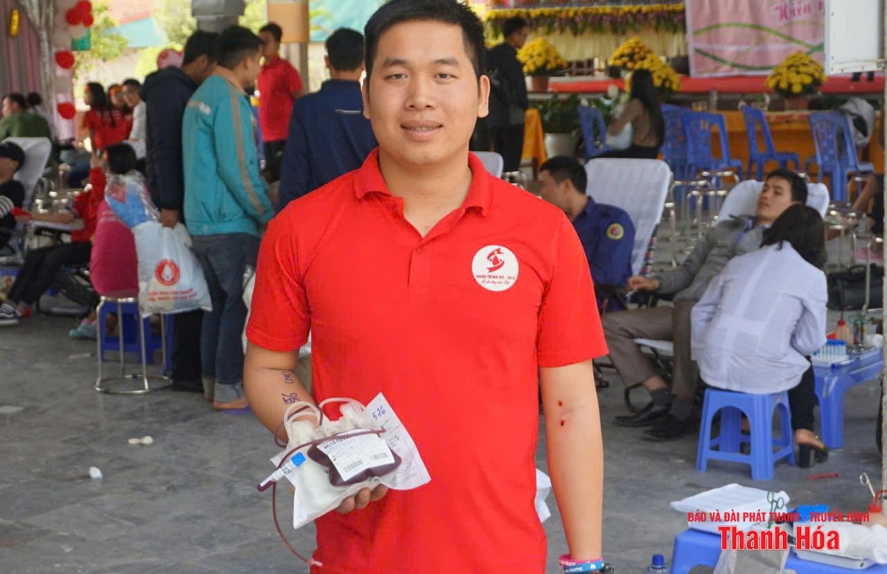 រឿងខ្លីក្នុងដំណើរក្រហម (ភាគ១)៖ សុភមង្គលក្នុងការឲ្យ