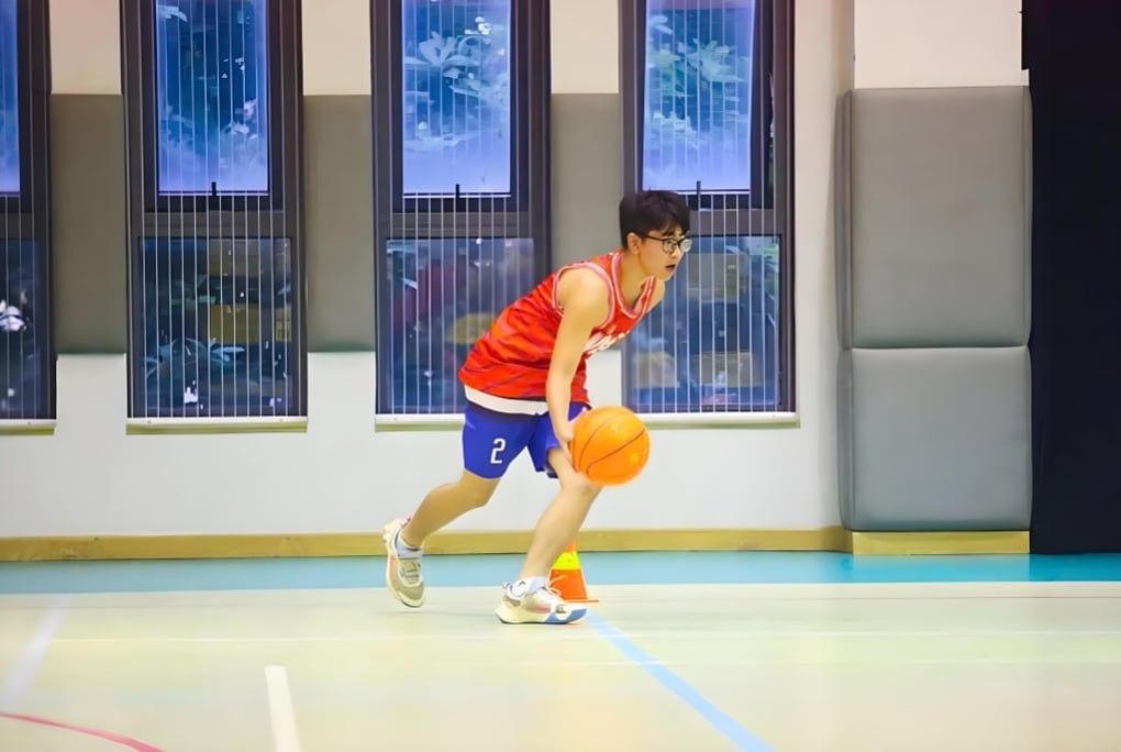 Nam sinh đạt điểm 10 tuyệt đối toán chuyên: Chơi thể thao giỏi, biết nấu ăn - 2