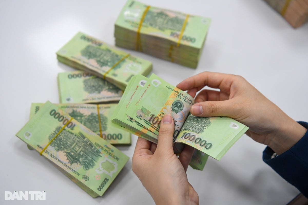 Đầu tư gì để tiền đẻ ra tiền nửa cuối năm? - 5