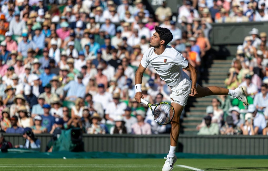 Alcaraz vững vàng tiến bước tại Wimbledon - 2