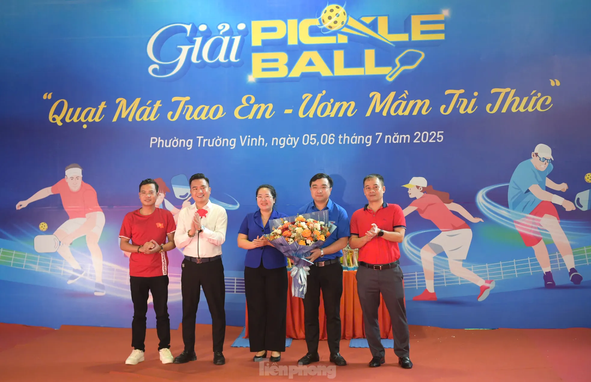 شارك أكثر من 300 رياضي في مسابقة Pickleball 