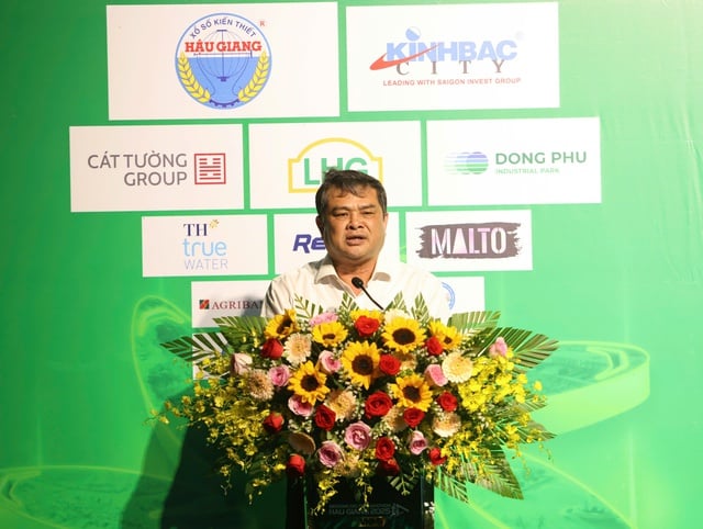 Những hình ảnh vui nhộn tại giải marathon quốc tế đầu tiên của TP Cần Thơ mới- Ảnh 2.