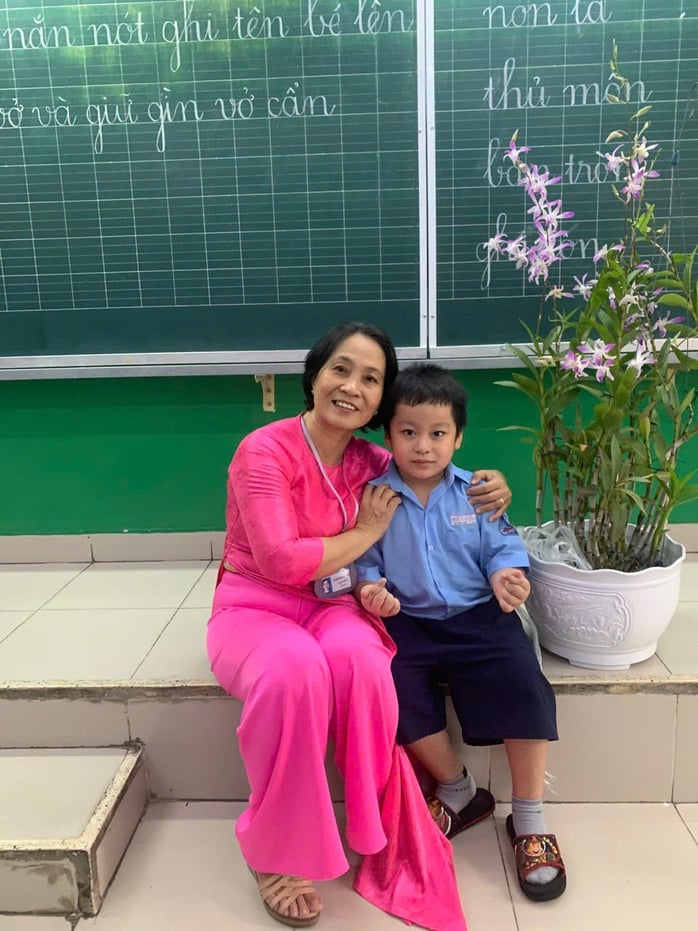 Cuộc thi viết Người thầy kính yêu: Cô giáo tận tâm với học trò lớp 1- Ảnh 1.