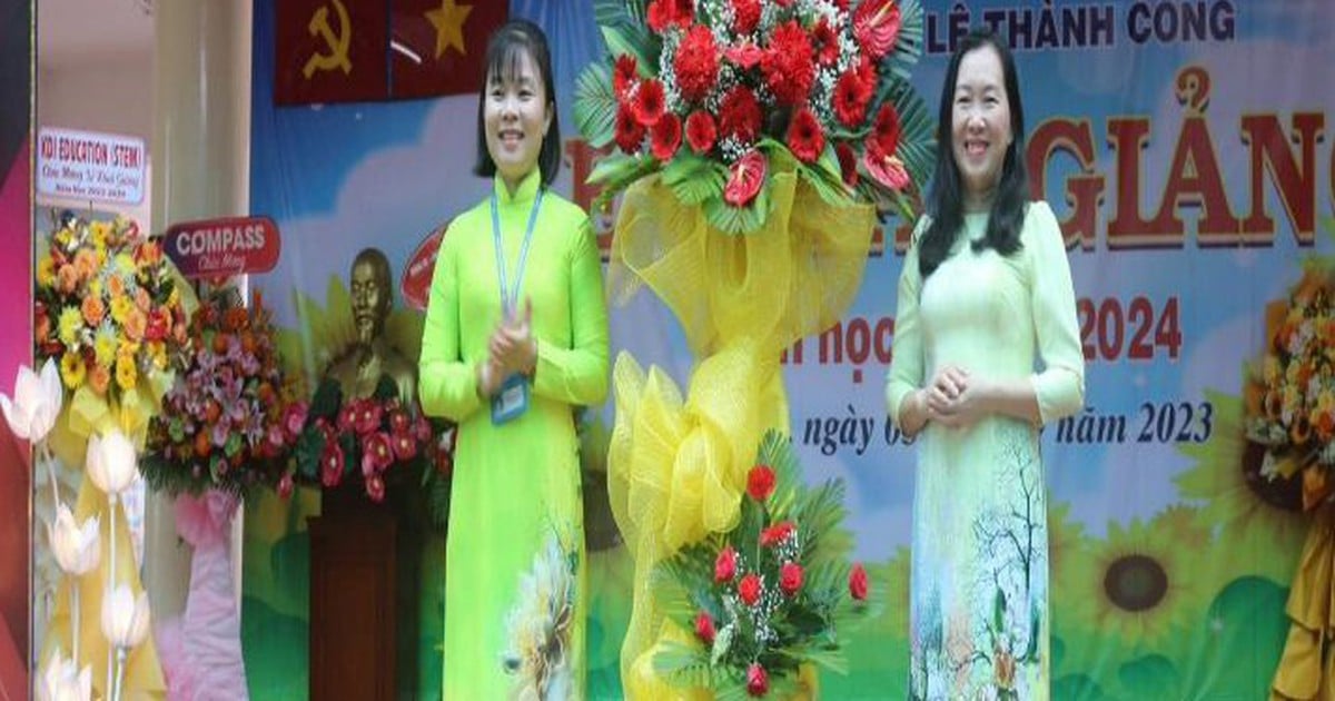 ភាពស្រស់ស្អាតរបស់ស្ត្រីសម័យទំនើប