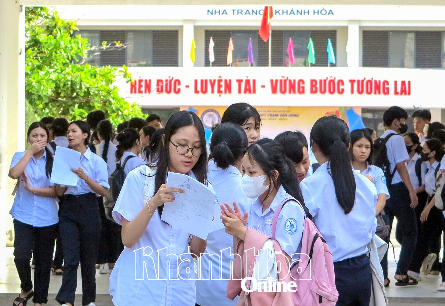 Thí sinh tham dự kỳ thi vào lớp 10 năm học 2025 - 2026.