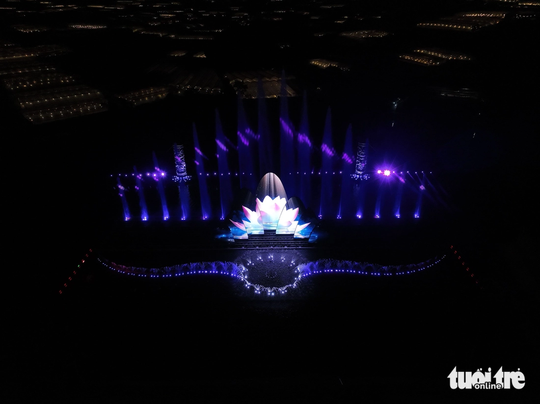 Show thực cảnh ở hồ Than Thở Đà Lạt về hành trình bước vào kỷ nguyên vươn mình của dân tộc- Ảnh 3.