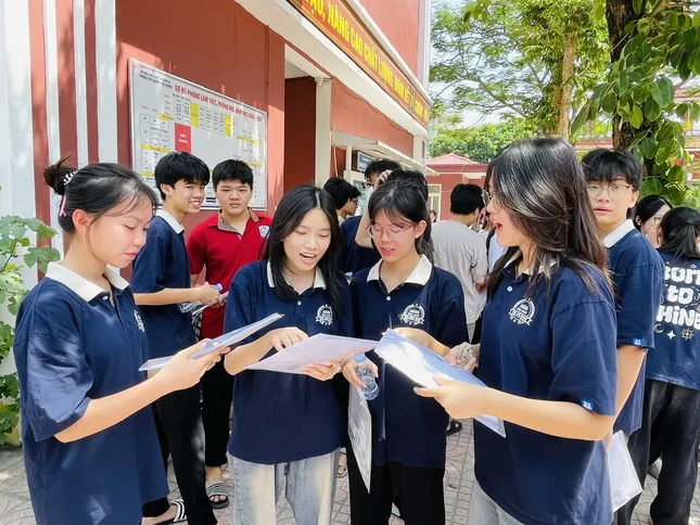Sốc toàn tập: Lý do điểm chuẩn lớp 10 ở Nghệ An thấp chưa từng có ảnh 3