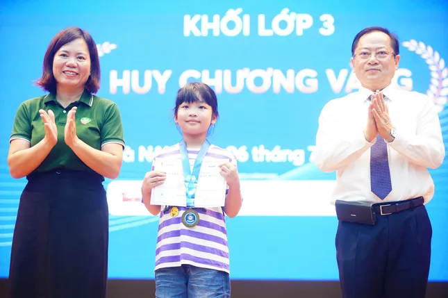 Thí sinh đoạt Huy chương Vàng AIMO 2025: Giải được bài Toán khó như chinh phục 'ngọn núi' cao ảnh 4