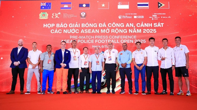 6-canh-sat-cac-nuoc-asean.jpg
