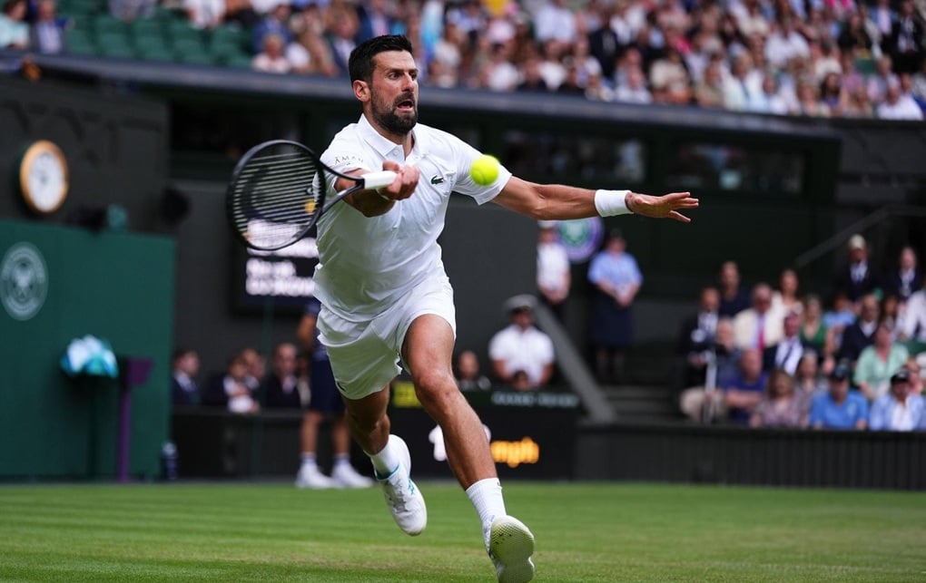 Djokovic cán mốc 100 chiến thắng ở Wimbledon - 1
